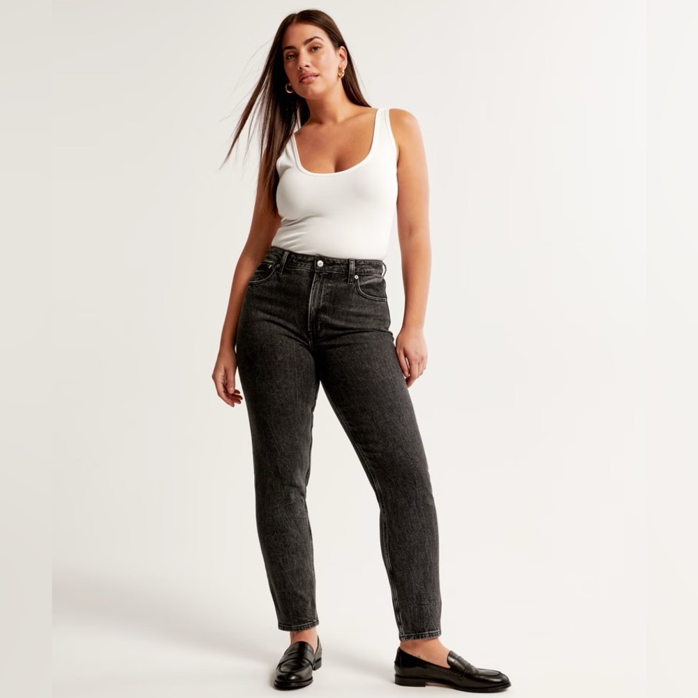 Abercrombie & Fitch The Mom High Rise Black Denim Jeans size 28/6